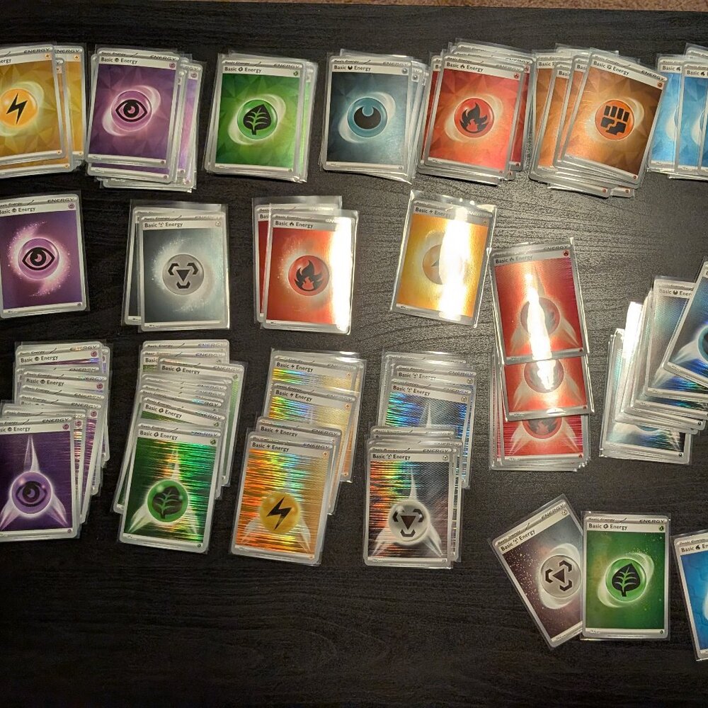 170 Pokemon Holographic energies